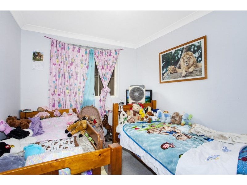 2/15 Coraki Place, Ourimbah NSW 2258