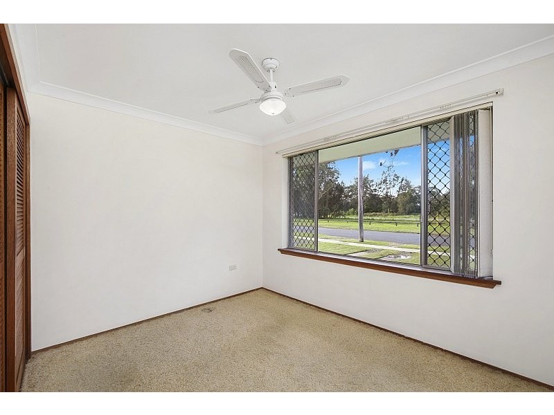 4 Watanobbi Road, Wyong NSW 2259