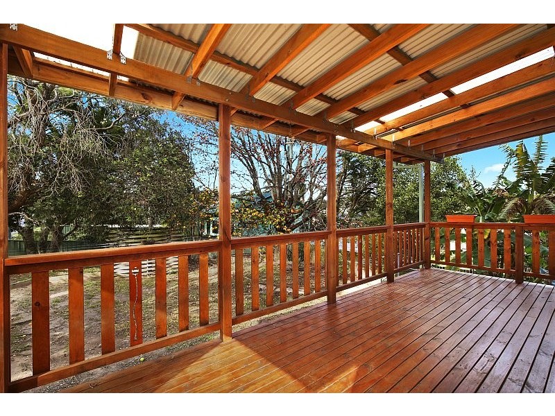 23 Spring Ave, Springfield NSW 2250