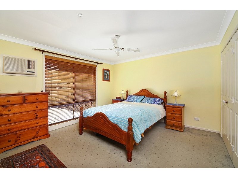 25 Lake Shore Drive, North Avoca NSW 2260