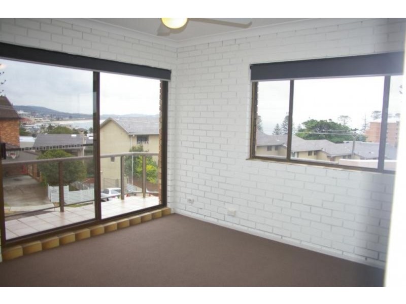 1/8 Grosvenor Road, Terrigal NSW 2260