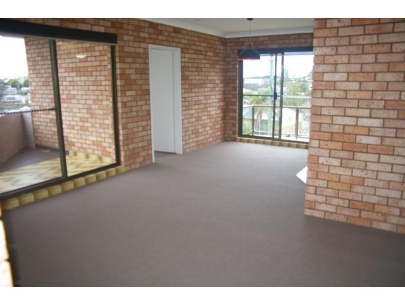 1/8 Grosvenor Road, Terrigal NSW 2260