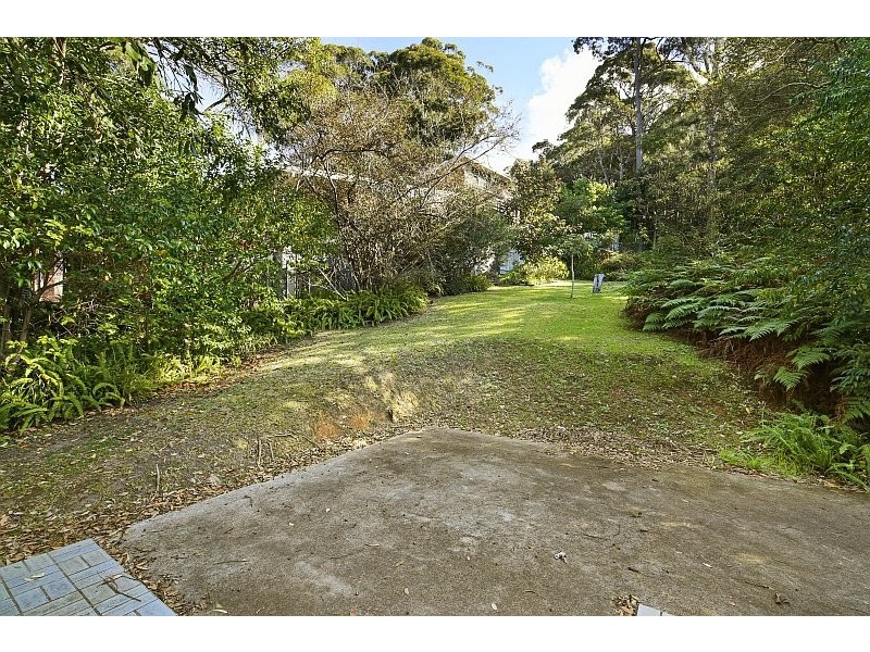 226 The Round Drive, Avoca Beach NSW 2251