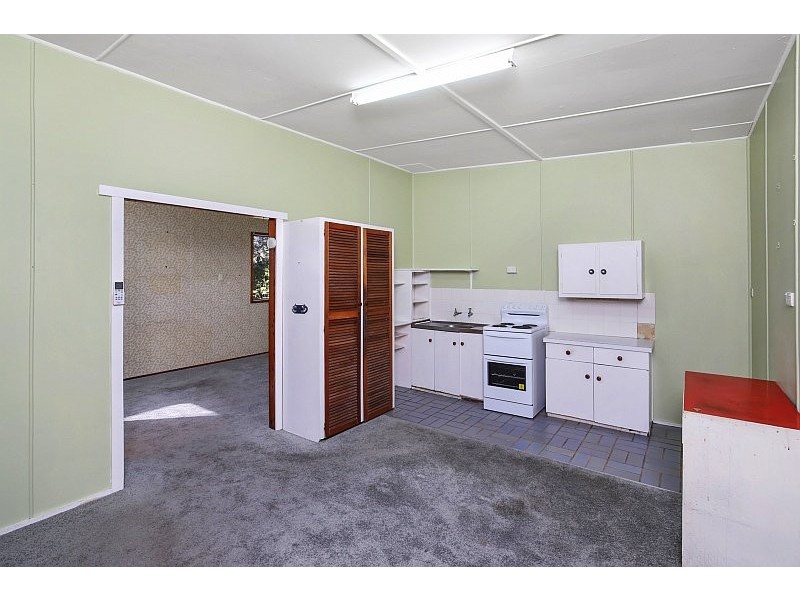 226 The Round Drive, Avoca Beach NSW 2251