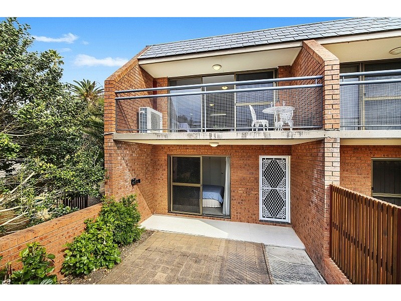8/10 Church Street, Terrigal NSW 2260