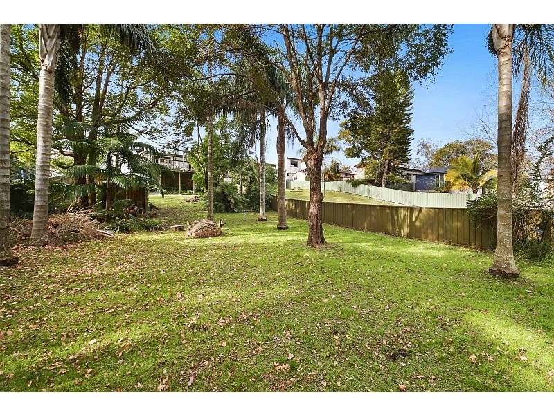 4 Tangerine Ave, Springfield NSW 2250