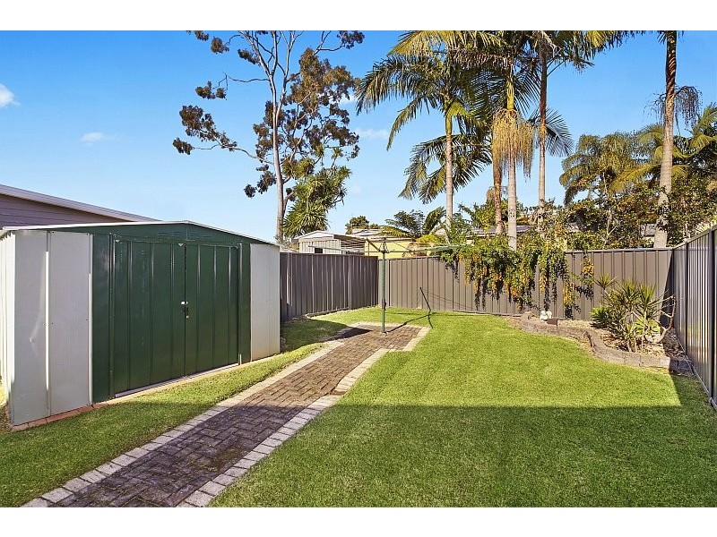 1/28 Michaela Rd, Terrigal NSW 2260
