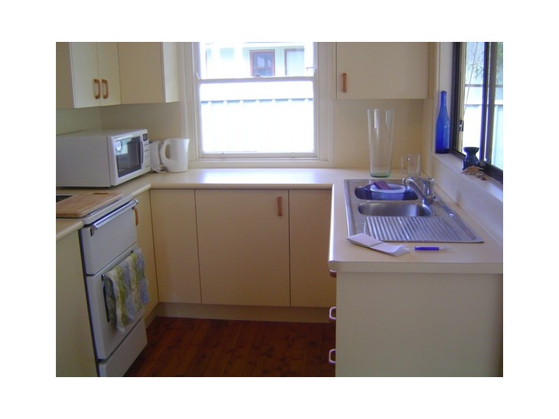 21 Reynolds Rd, Avoca Beach NSW 2251