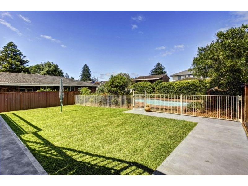 23 View Street, North Avoca NSW 2260