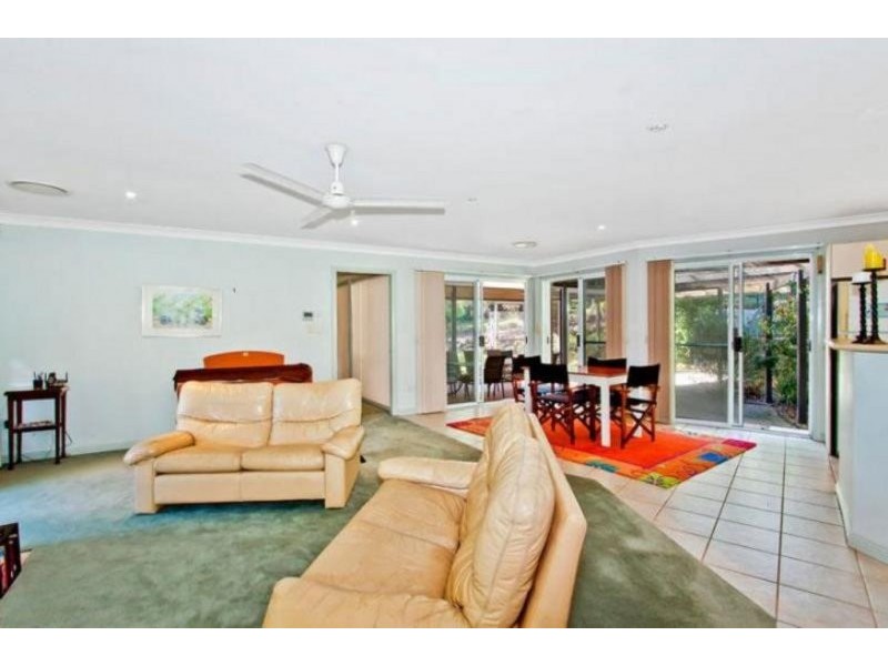 1 Damien Drive, Macmasters Beach NSW 2251