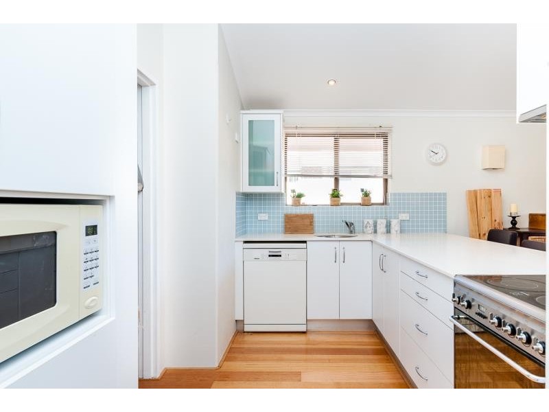 6/33 Avoca Drive, Avoca Beach NSW 2251