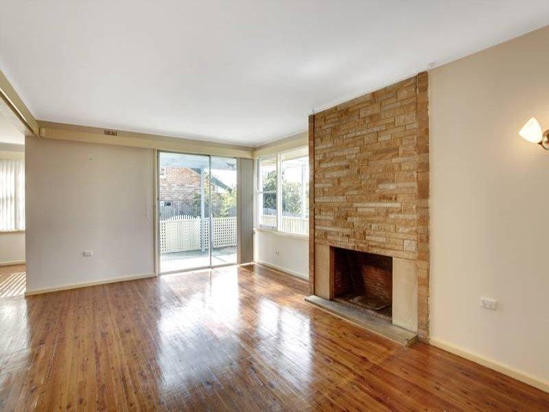 228 Gertrude Street, Gosford NSW 2250