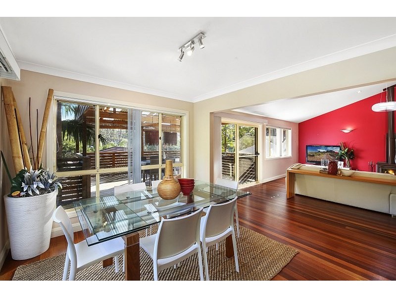 22 Cabbage Tree Avenue, Avoca Beach NSW 2251