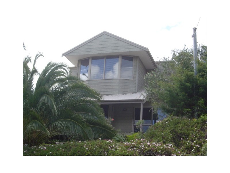 Avoca Dr, Avoca Beach NSW 2251