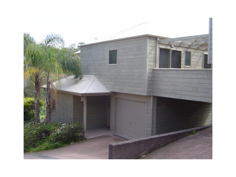 Avoca Dr, Avoca Beach NSW 2251