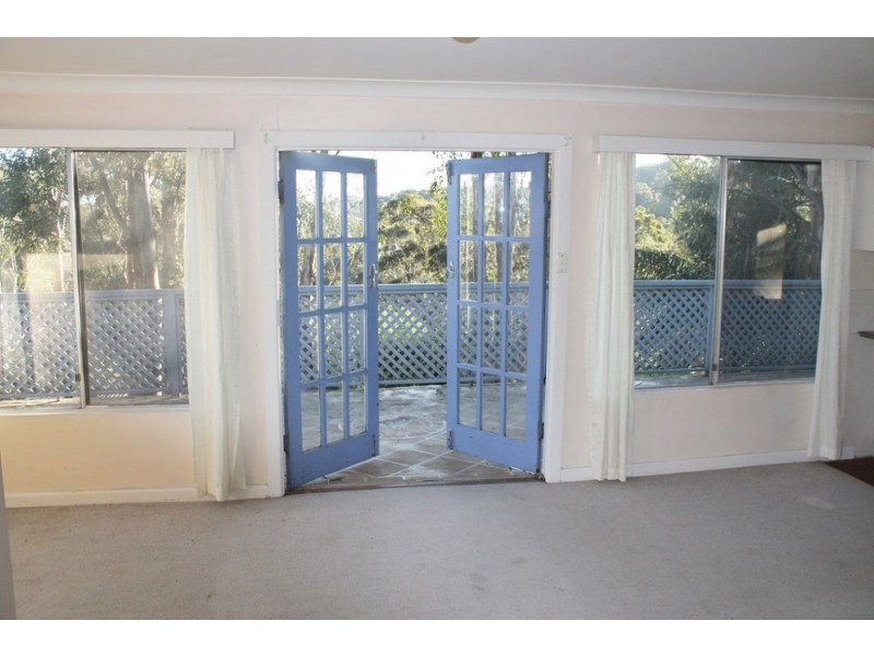 29 Easter Parade, North Avoca NSW 2260