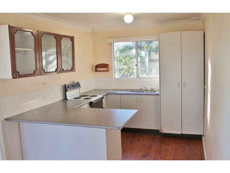 29 Easter Parade, North Avoca NSW 2260