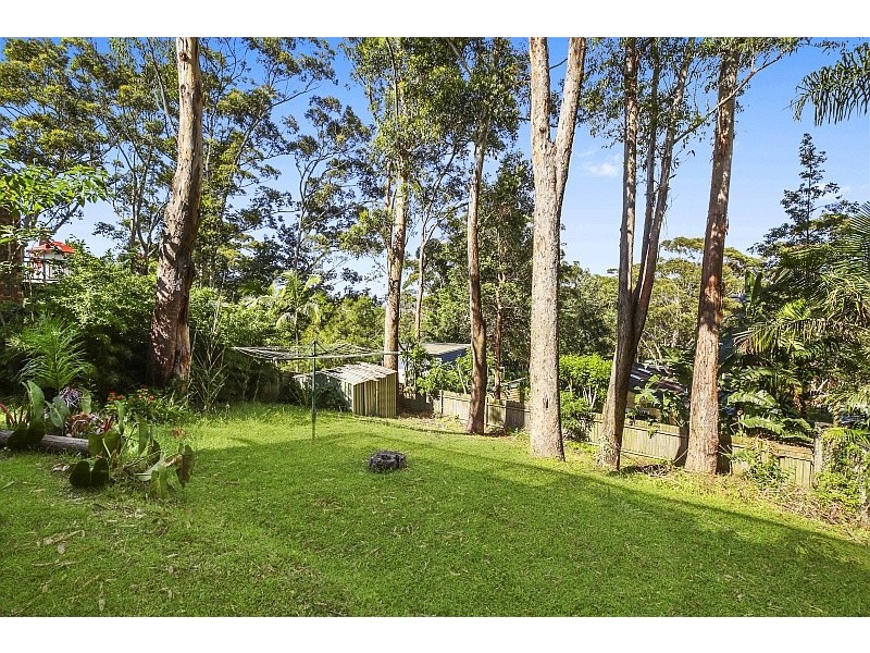 29 Easter Parade, North Avoca NSW 2260