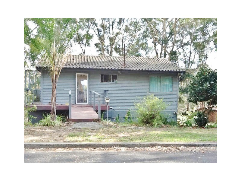 29 Easter Parade, North Avoca NSW 2260