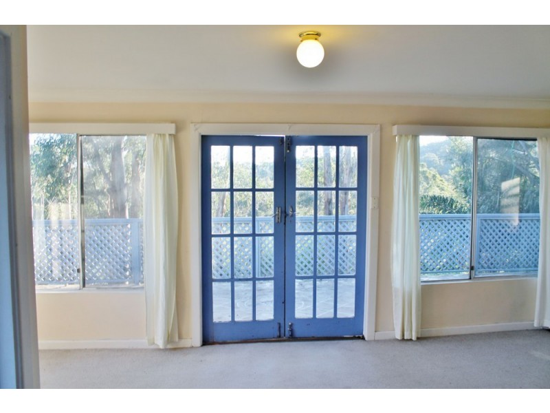 29 Easter Parade, North Avoca NSW 2260