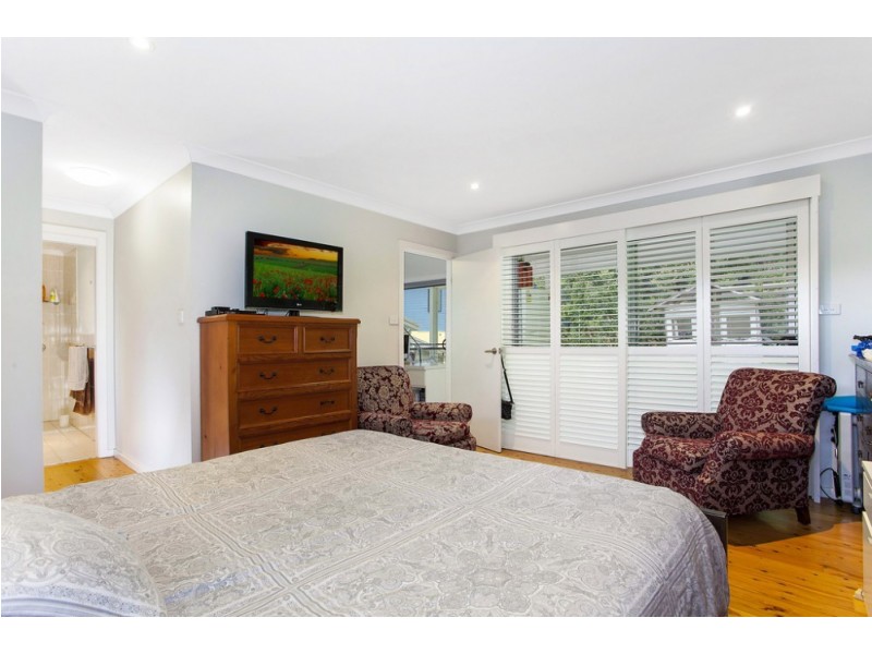 44 Surf Rider Avenue, North Avoca NSW 2260