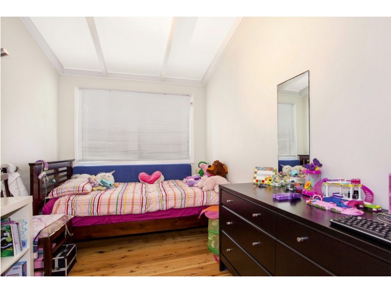 44 Surf Rider Avenue, North Avoca NSW 2260