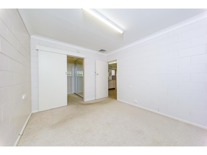 4/3 Bias Avenue, Bateau Bay NSW 2261