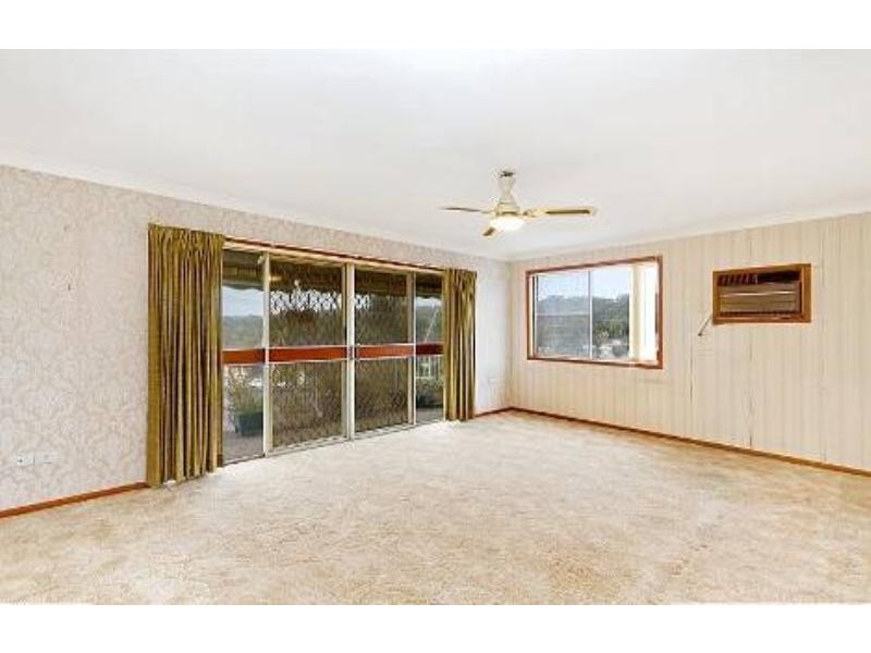 3 Ventura Ave, Bateau Bay NSW 2261