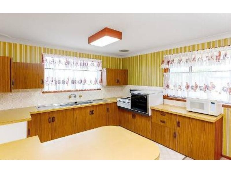 3 Ventura Ave, Bateau Bay NSW 2261