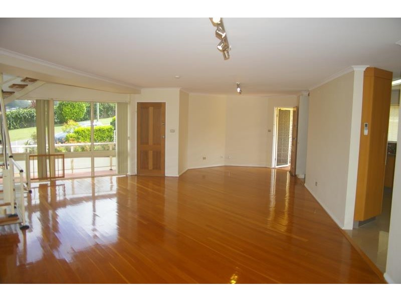 2/3 Hastings Road, Terrigal NSW 2260