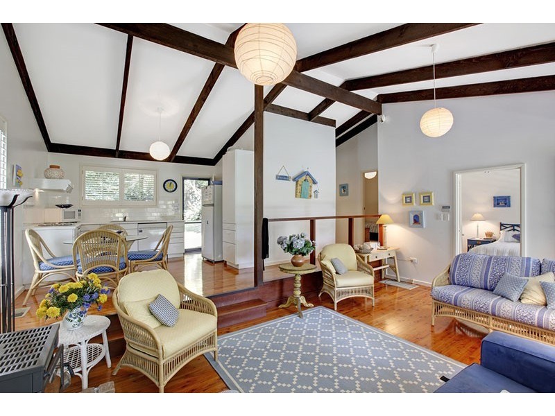 54 Avoca Drive, Avoca Beach NSW 2251