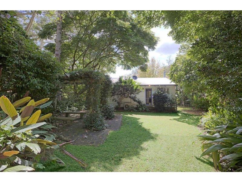 54 Avoca Drive, Avoca Beach NSW 2251