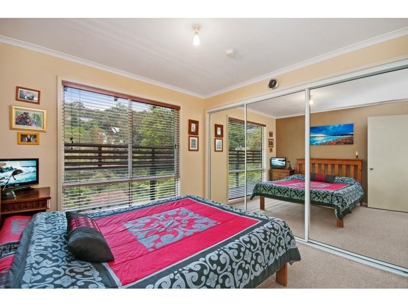 8 Rengbari Place, Avoca Beach NSW 2251