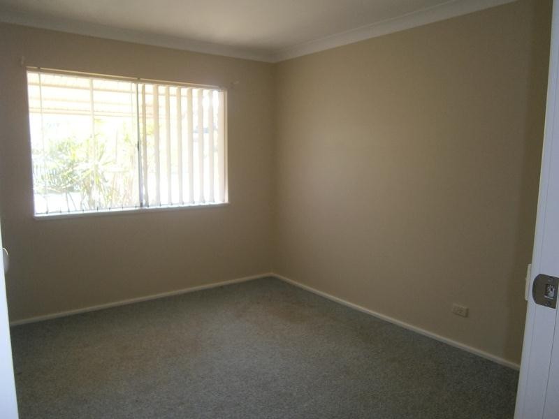 4 Ferndale Street, Killarney Vale NSW 2261