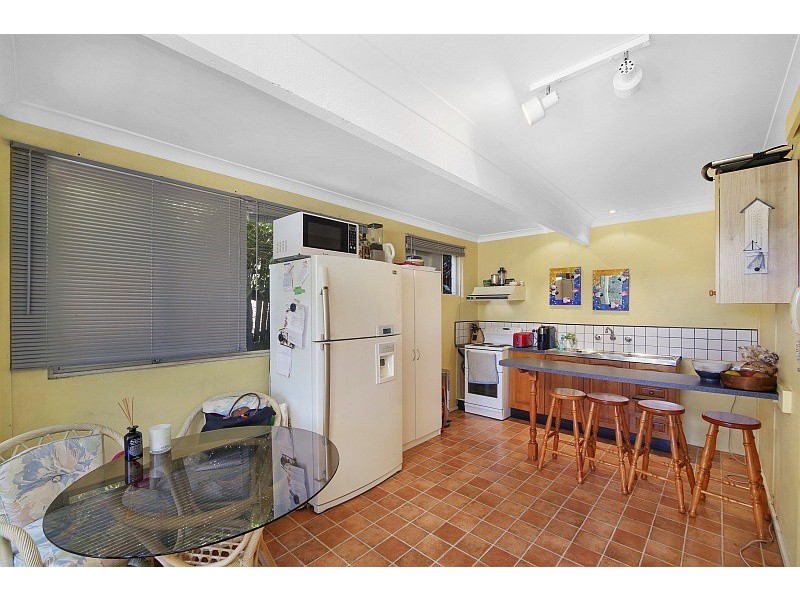 2-4 Ascot Avenue, Avoca Beach NSW 2251
