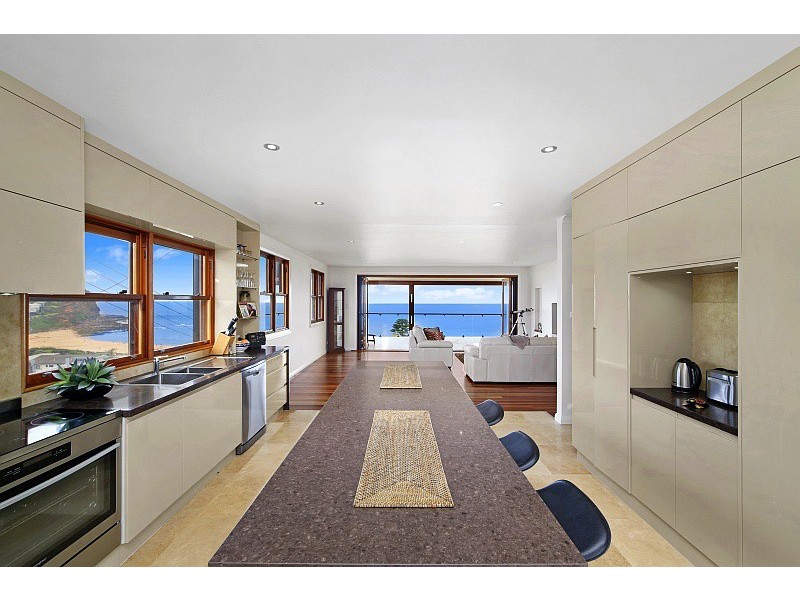 111 Copacabana Drive (access at end of Helen Drive), Copacabana NSW 2251