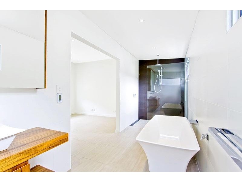 1/106 Avoca Drive, Avoca Beach NSW 2251