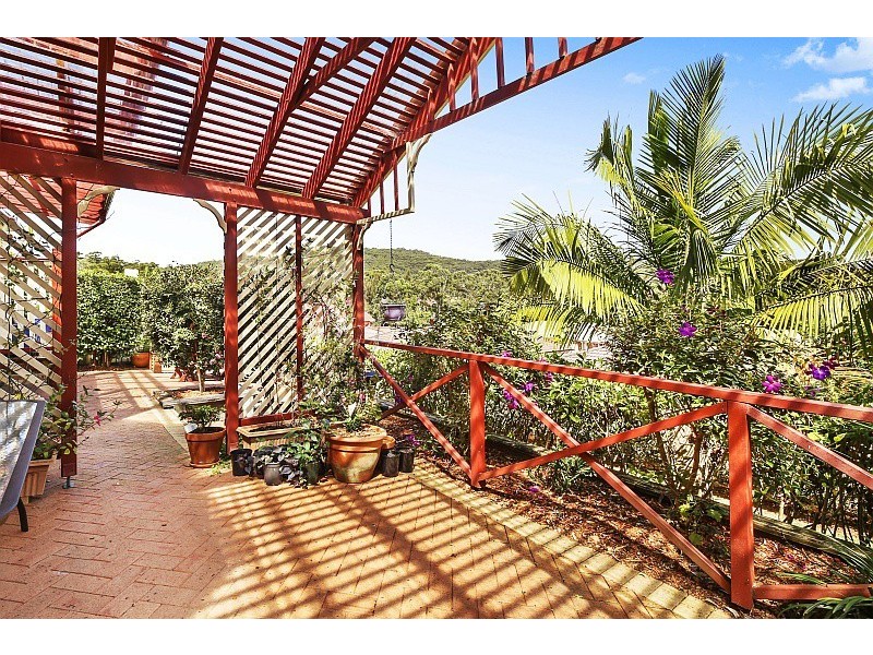 11 Robusta Close, Erina NSW 2250