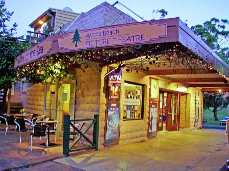 253 Avoca Drive, Avoca Beach NSW 2251