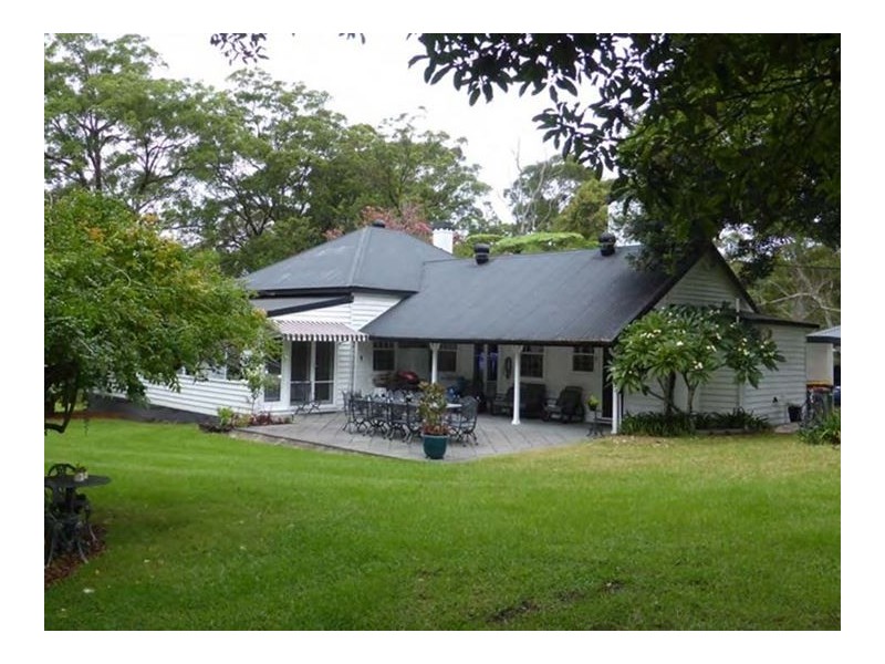 253 Avoca Drive, Avoca Beach NSW 2251