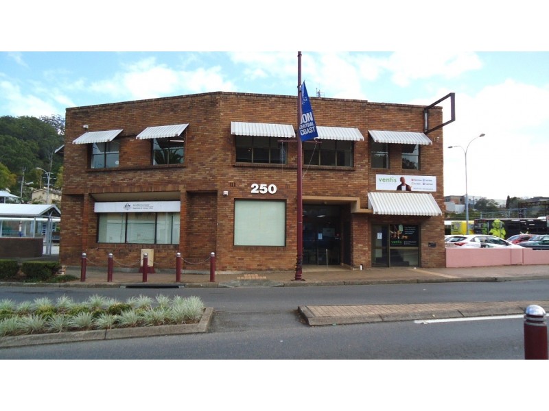 1/250 Mann Street, Gosford NSW 2250