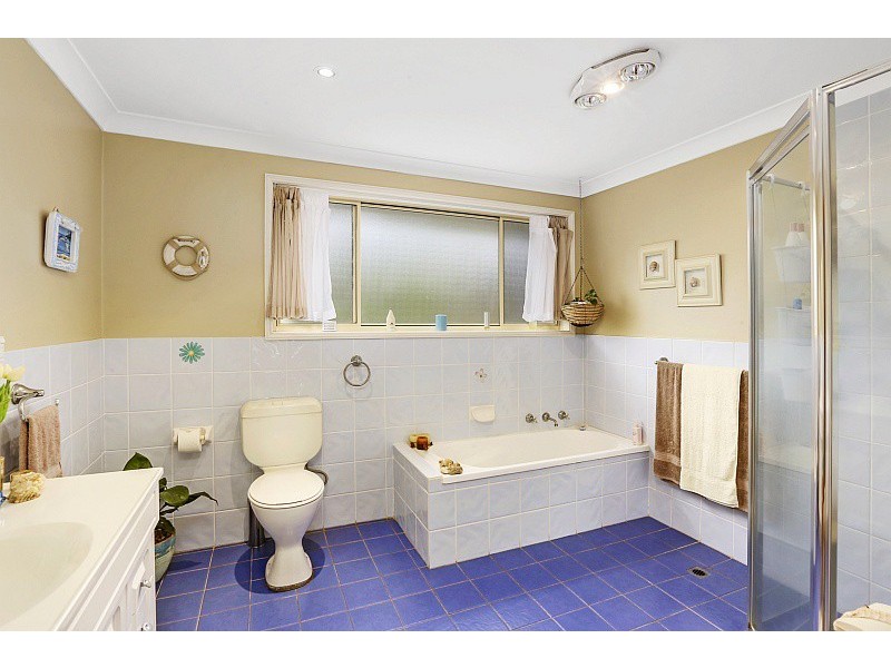 6 Woodfield Road, Kincumber NSW 2251