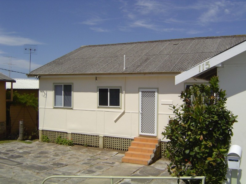 115 Ocean View Dr, Wamberal NSW 2260