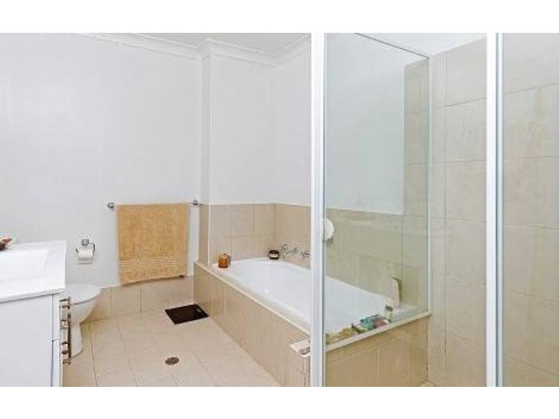 17/39 Havenview Rd, Terrigal NSW 2260