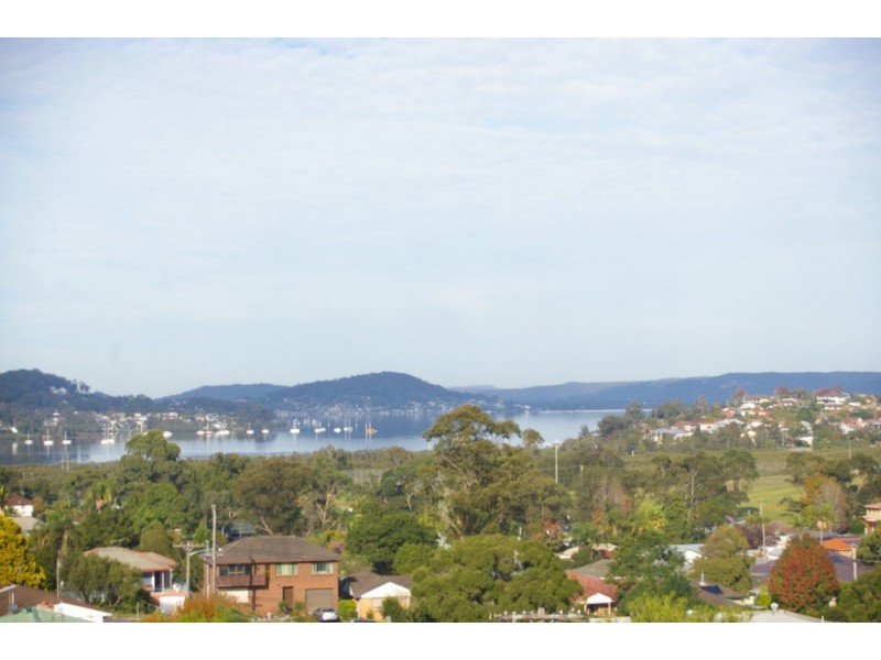 1/19 Headlam Parade, Springfield NSW 2250