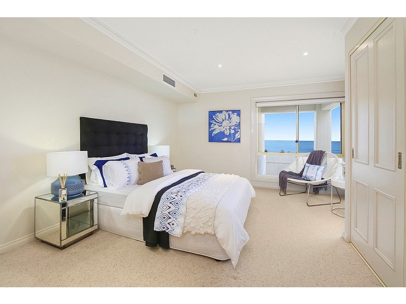 2/134-136 Terrigal Drive, Terrigal NSW 2260