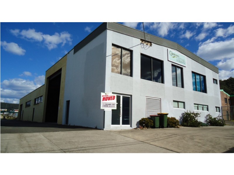 6 Grieve Close, West Gosford NSW 2250