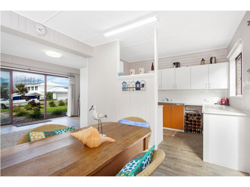 19 Kalakau Avenue, Forresters Beach NSW 2260