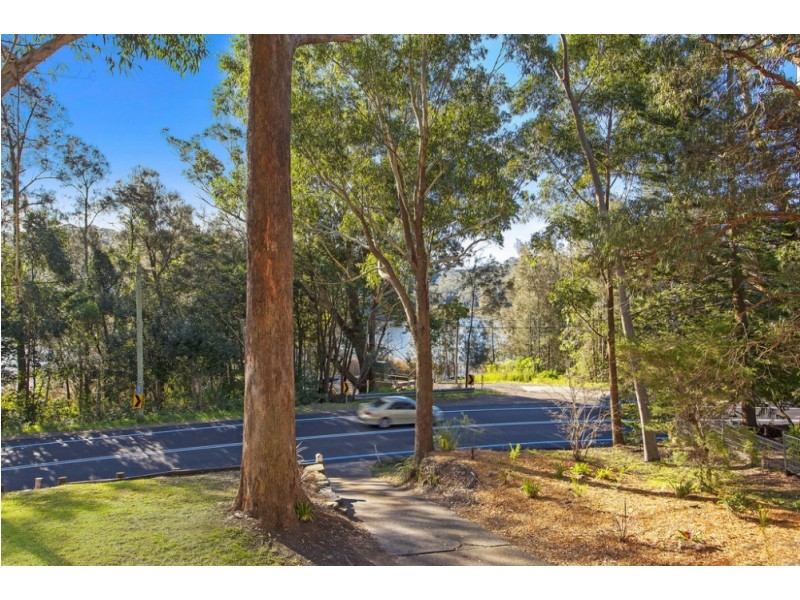 248 Avoca Drive, Avoca Beach NSW 2251
