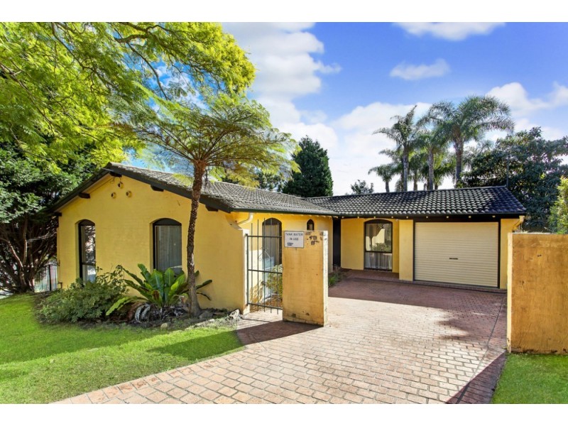 12 Cudgee Close, Green Point NSW 2251
